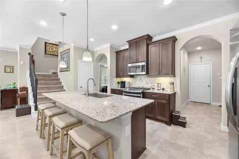 Kitchen - 403 Marina View Dr, Webster, TX 77598 photo 1 of 3