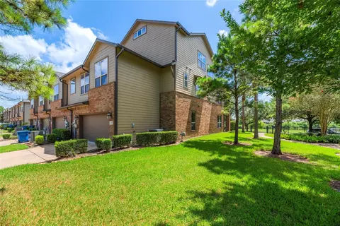 Exterior - 403 Marina View Dr, Webster, TX 77598 photo 9 of 9