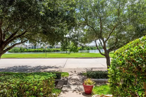 Exterior - 403 Marina View Dr, Webster, TX 77598 photo 6 of 9
