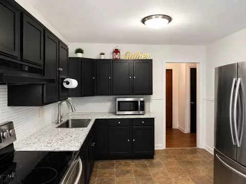 614 Coulter St, Rockdale, TX 76567