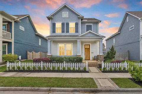 18511 Prominent Park Ln, Cypress, TX 77433