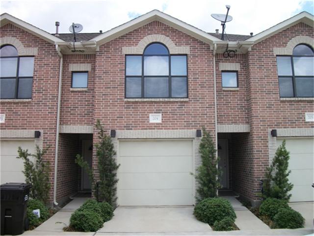 5941 S Loop E #204, Houston, TX 77033 photo 1