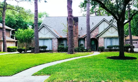 7611 Brinkworth Ln, Houston, TX 77070