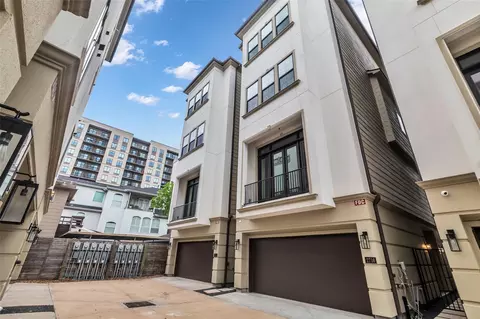 2716 Baldwin St, Houston, TX 77006