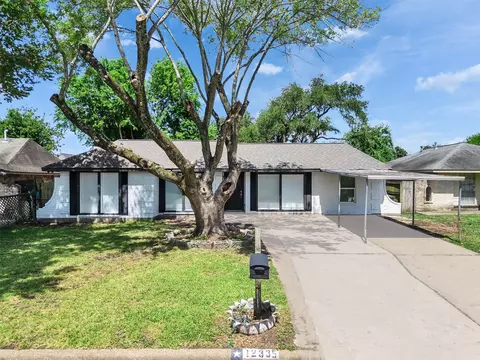 12335 Buckland Ln, Houston, TX 77039