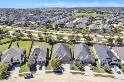 2627 Country Ln, Katy, TX 77493