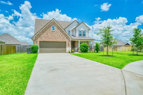 13510 Fallbrook Cir, Mont Belvieu, TX 77535