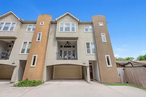 5717 Petty St, Houston, TX 77007