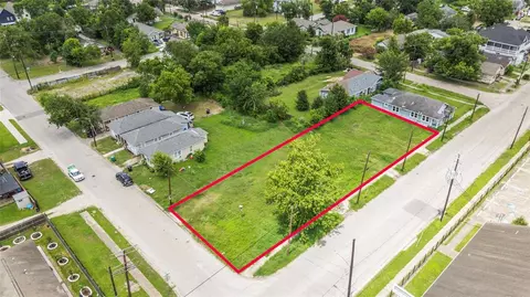 0 Carr St, Houston, TX 77026