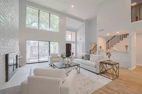 15600 Barkers Landing Rd #20, Houston, TX 77079