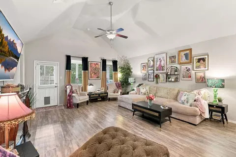Living - 11371 Dawn Beach Ln, Conroe, TX 77304 photo 2 of 3