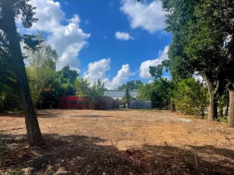 0 Perry St, Houston, TX 77021
