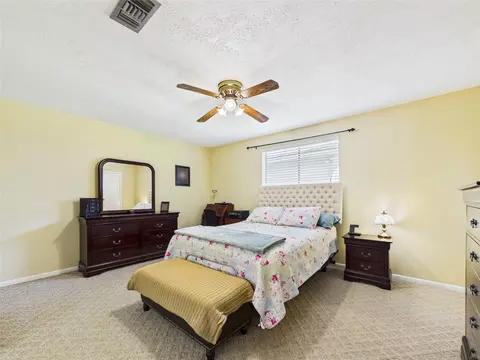 Bedroom - 3919 Sandlehurst Dr, Pasadena, TX 77504 photo 2 of 4