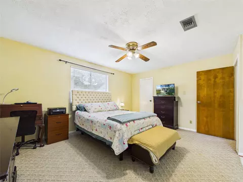 Bedroom - 3919 Sandlehurst Dr, Pasadena, TX 77504 photo 3 of 4