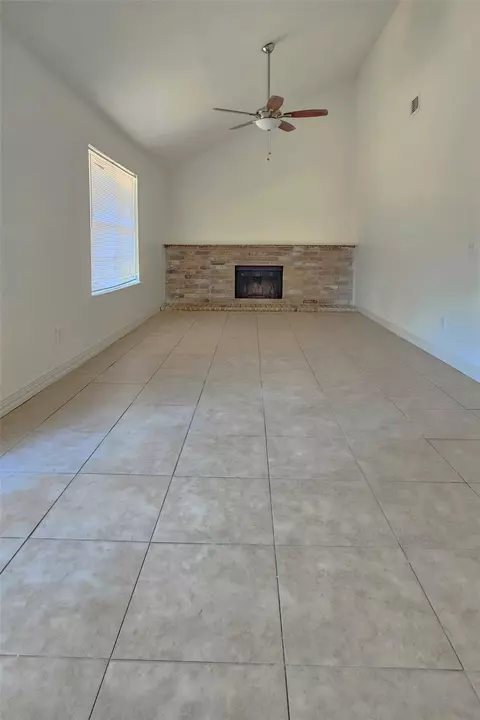 13303 Bridgepath Ct, Houston, TX 77041