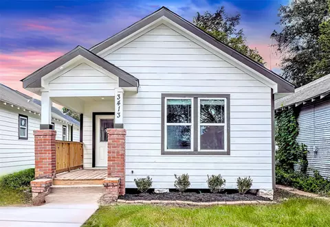 3413 Simmons St, Houston, TX 77004