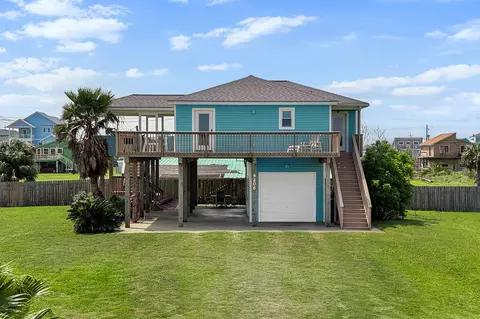 4206 Seabird Dr, Galveston, TX 77554