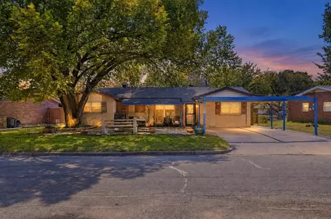 357 W Southern Ave, Saginaw, TX 76179