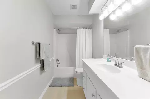 Bath - 6903 River Mill Dr, Spring, TX 77379 photo 2 of 3