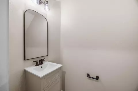 Bath - 20522 Saddleback Chase Ln, Cypress, TX 77433 photo 1 of 5