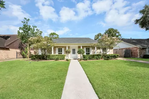 12026 Sugar Springs Dr, Houston, TX 77077
