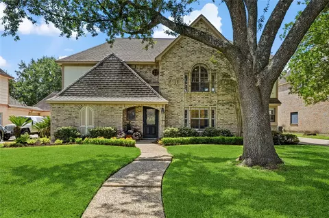 3207 Blackcastle Dr, Houston, TX 77068