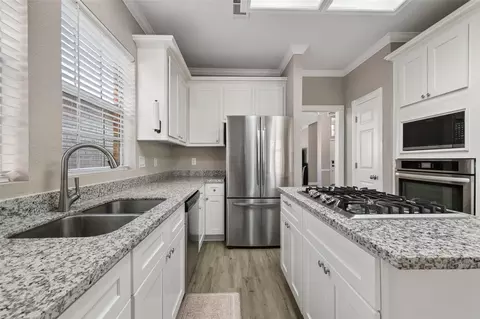 13815 Muirfield Village Dr, Houston, TX 77069