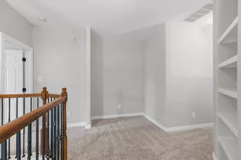 Entry Way - 25107 Hogan Bridge Dr, Spring, TX 77389 photo 5 of 6