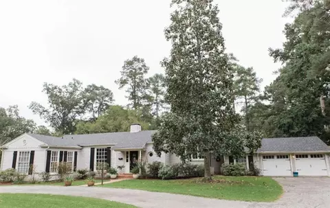 709 Pinetree Ln, Lufkin, TX 75904