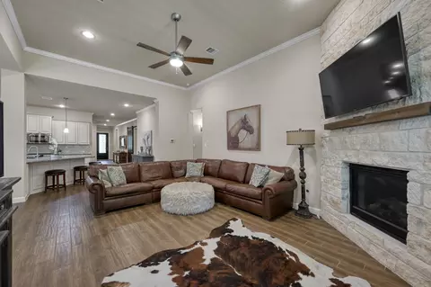 Living - 269 Trillium Park Loop, Conroe, TX 77304 photo 1 of 1