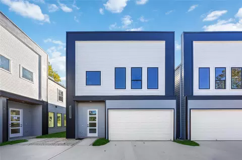 7127 England St, Houston, TX 77021