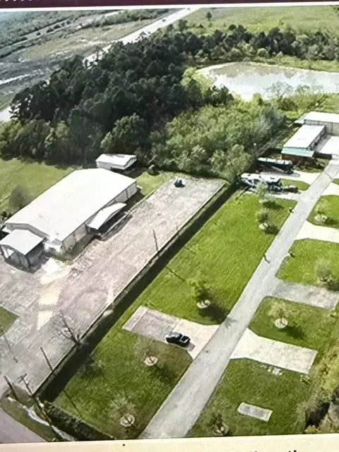 Cr 146 Highway 6, Alvin, TX 77511