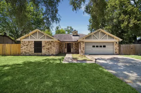 15919 Boatswain Ct, Crosby, TX 77532