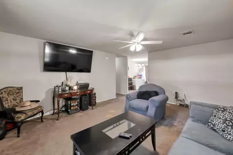 Other - 805 Webb St, Conroe, TX 77301 photo 4 of 7