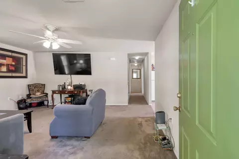 Entry Way - 805 Webb St, Conroe, TX 77301 photo 1 of 4