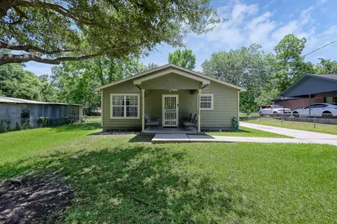 Other - 805 Webb St, Conroe, TX 77301 photo 2 of 7