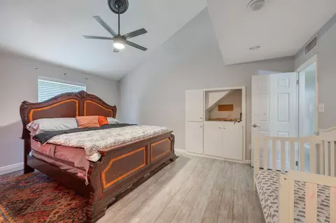 Bedroom - 827 Vine St, Bryan, TX 77802 photo 2 of 5