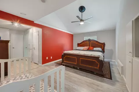 Bedroom - 827 Vine St, Bryan, TX 77802 photo 1 of 5