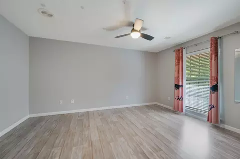 Living - 827 Vine St, Bryan, TX 77802 photo 3 of 3
