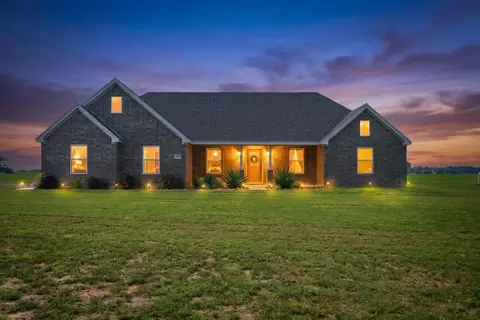 291 Kana Rd, Sandia, TX 78383