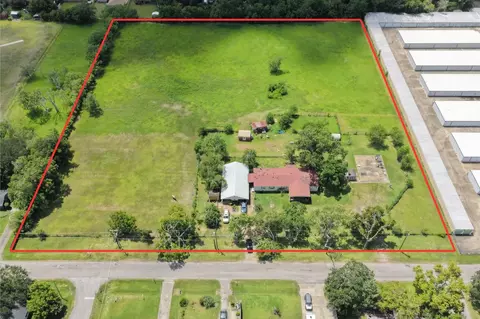 1500 S Durant St, Alvin, TX 77511
