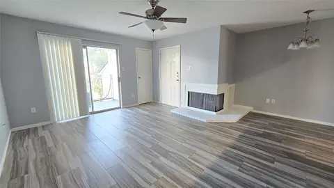 18617 Egret Bay Blvd #504, Houston, TX 77058