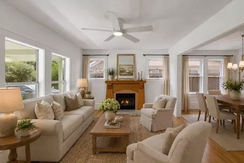 1459 Godwin St, Houston, TX 77023