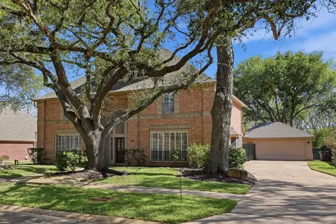 4519 Castlewood St, Sugar Land, TX 77479