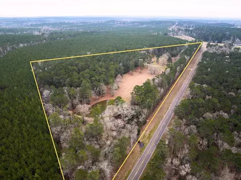 5259 Fm 946, Coldspring, TX 77331