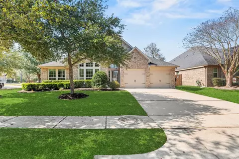 16307 Open Sea Dr, Houston, TX 77044