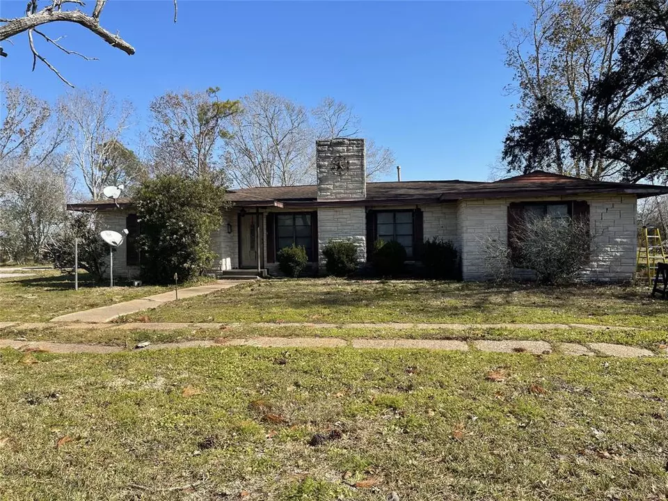 1513 County Road 210, Angleton, TX 77515 13 Photos Movoto