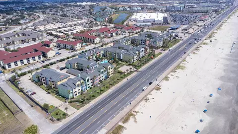 7000 Seawall Blvd #833, Galveston, TX 77551