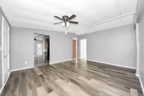 Living - 14009 Rustic Ln, Conroe, TX 77306 photo 4 of 5