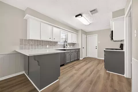 Kitchen - 23802 Spring Towne Dr, Spring, TX 77373 photo 4 of 4